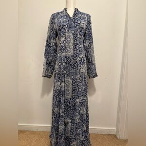 Elegant Blue Floral Maxi Dress